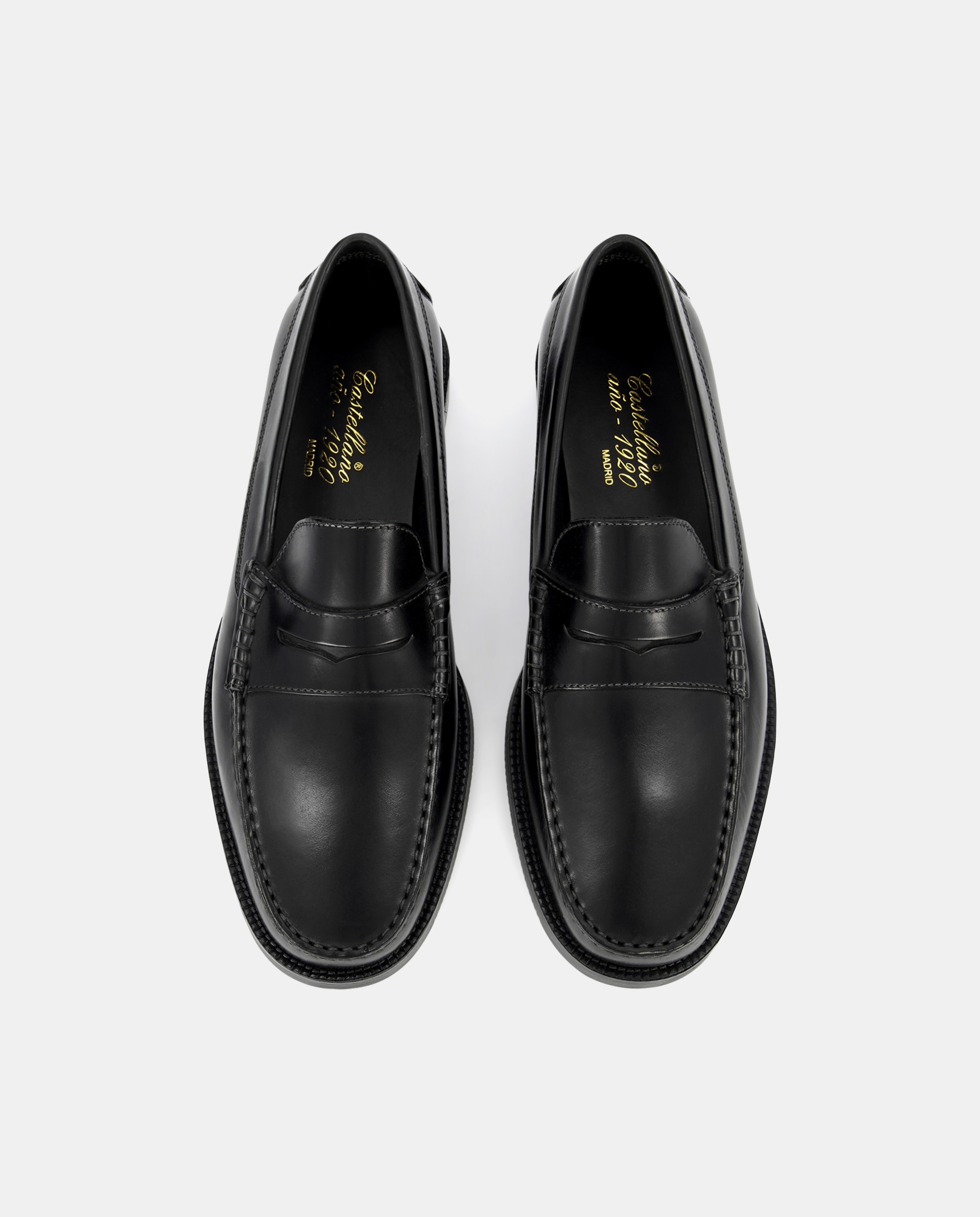 Mocassins em Pele com Fita Preto-4