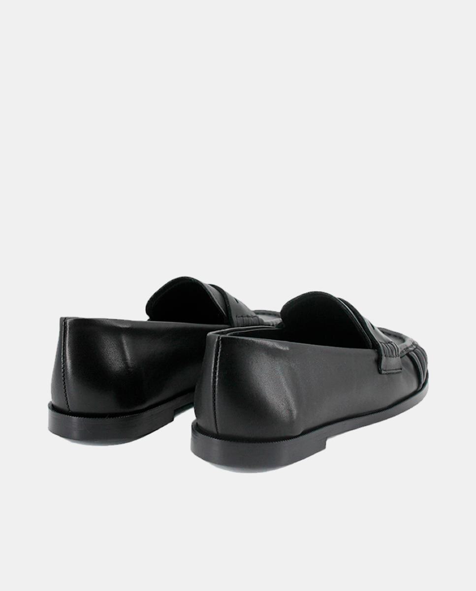 Mocassins em Pele com Fita Preto-3