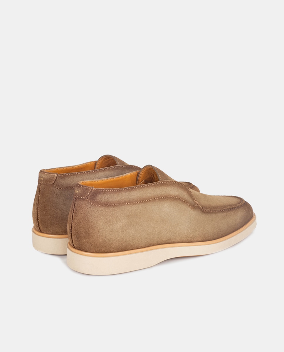 Botins com Sola de Borracha e em Croute Camel-3