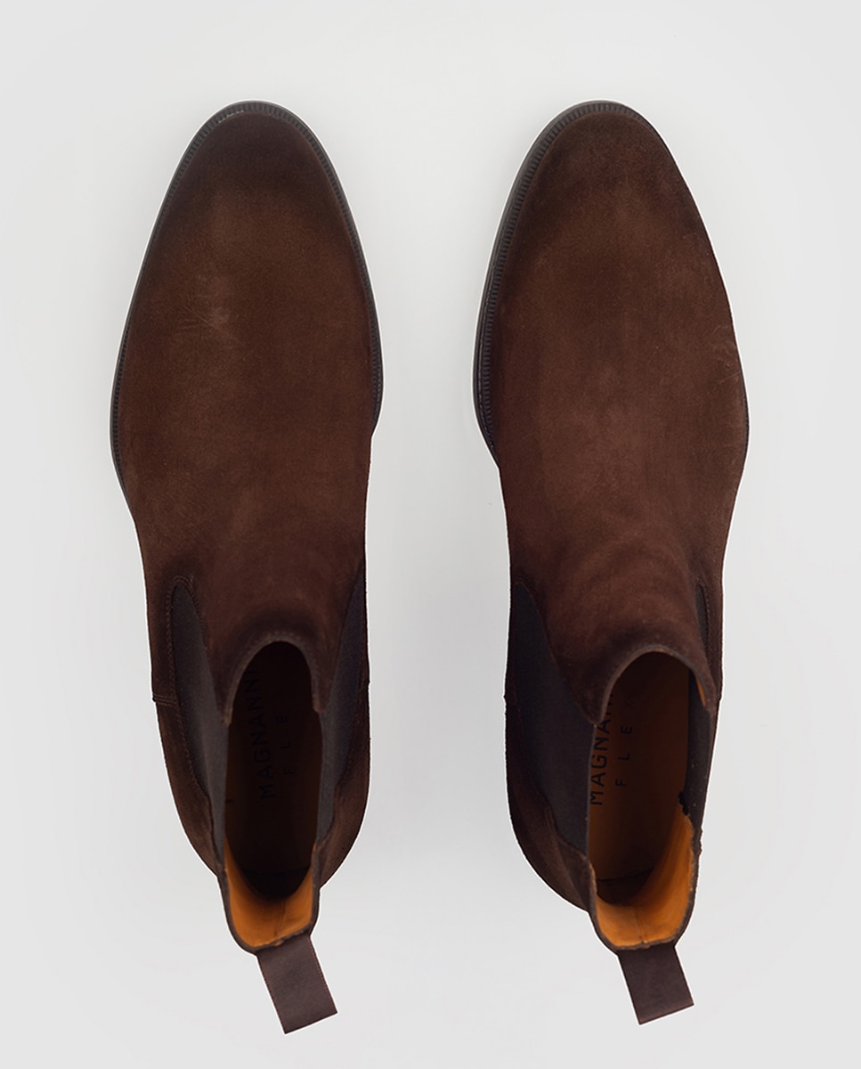 Botas Tipo Chelsea com Fecho Elástico e em Camurça Castanho-claro-10