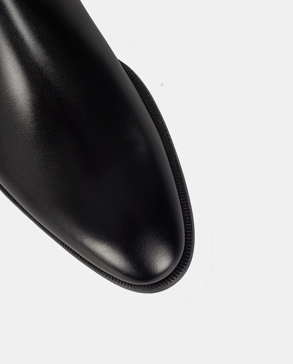 Botas Tipo Chelsea com Fecho Elástico e em Pele Preto-12