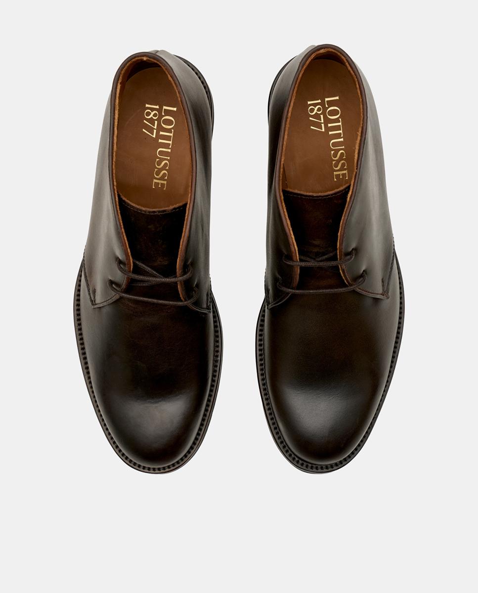 Botins Chukka em Pele com Pala Lisa Castanho-4
