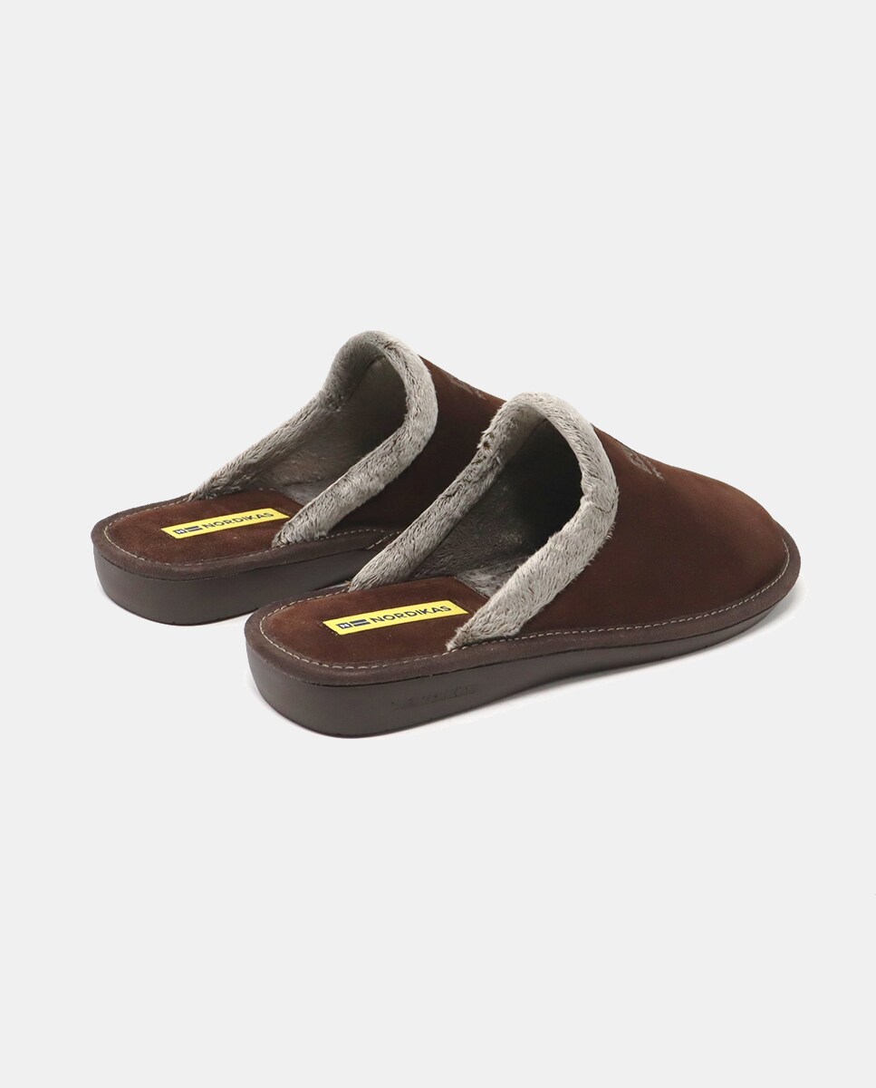 Chinelos de Quarto em Pele Castanho-3