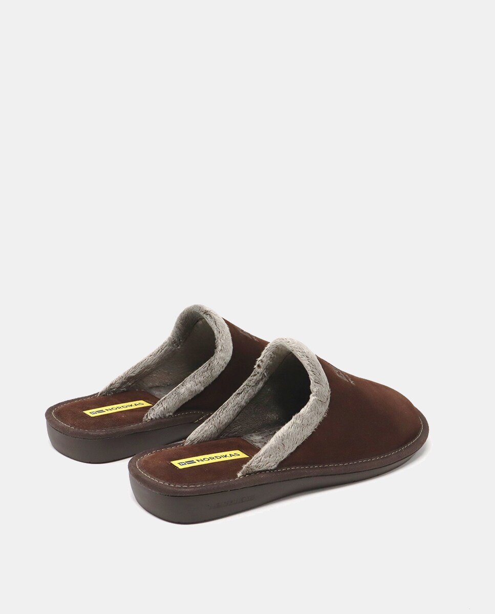 Chinelos de Quarto em Pele Castanho-8