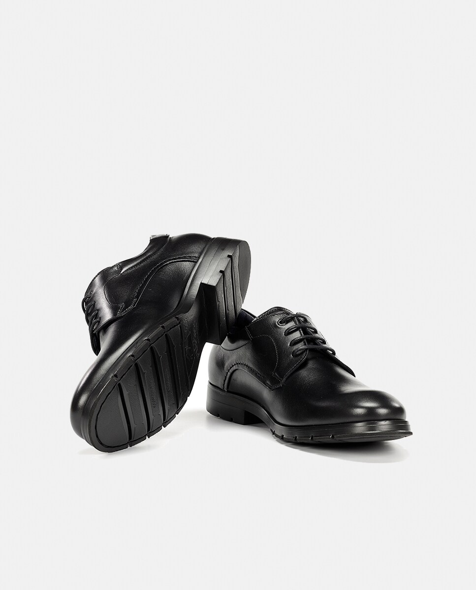 Bluchers em Pele com Pala Lisa Preto-4