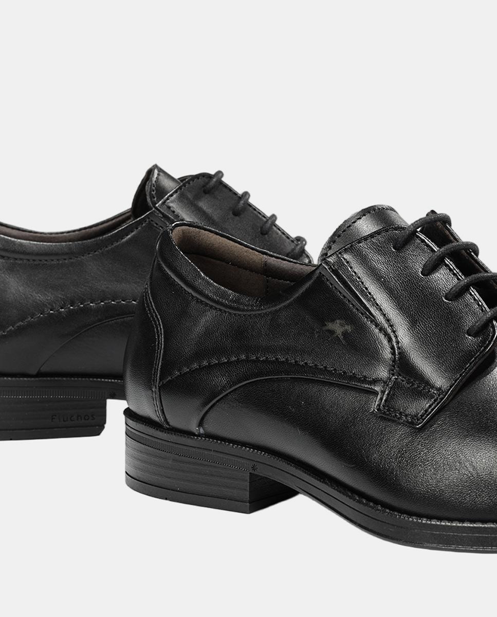 Bluchers em Pele com Sola Ligeira Preto-7