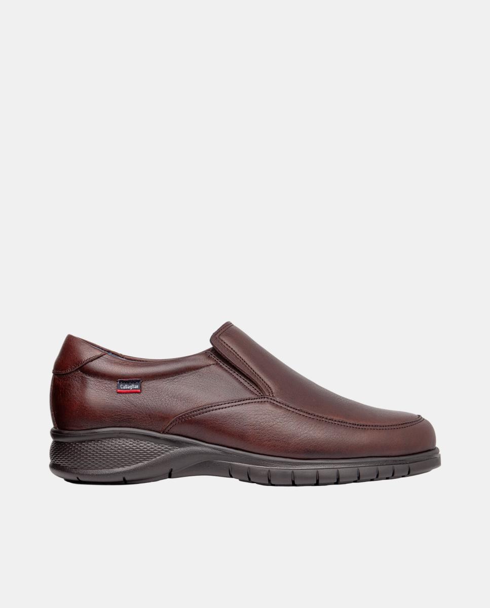 Imagem 0 de Sapatos Tipo Mocassins em Pele