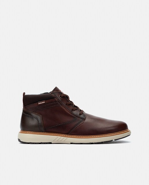 Imagen 0 de Botines de hombre de piel en color Marrón