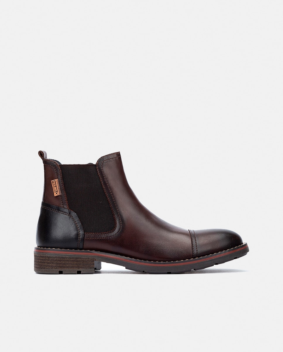 Imagem 0 de Botins em Pele