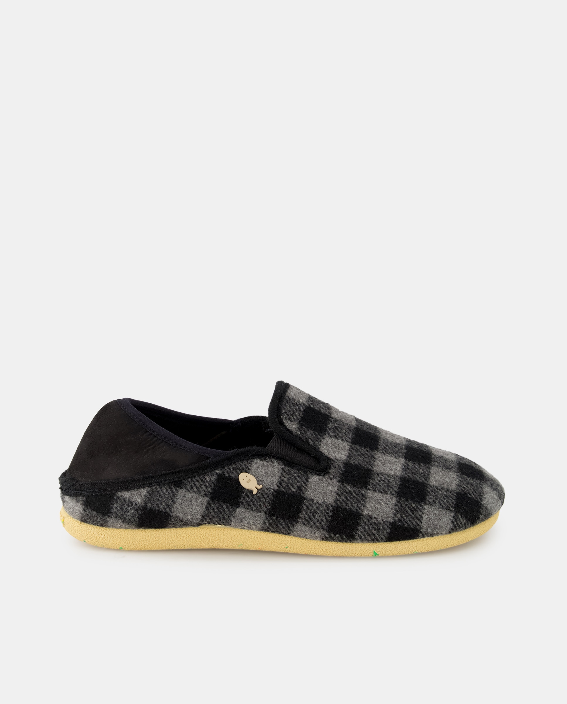 Imagem 0 de Pantufas Tipo Babuchas com Estampado aos Quadrados