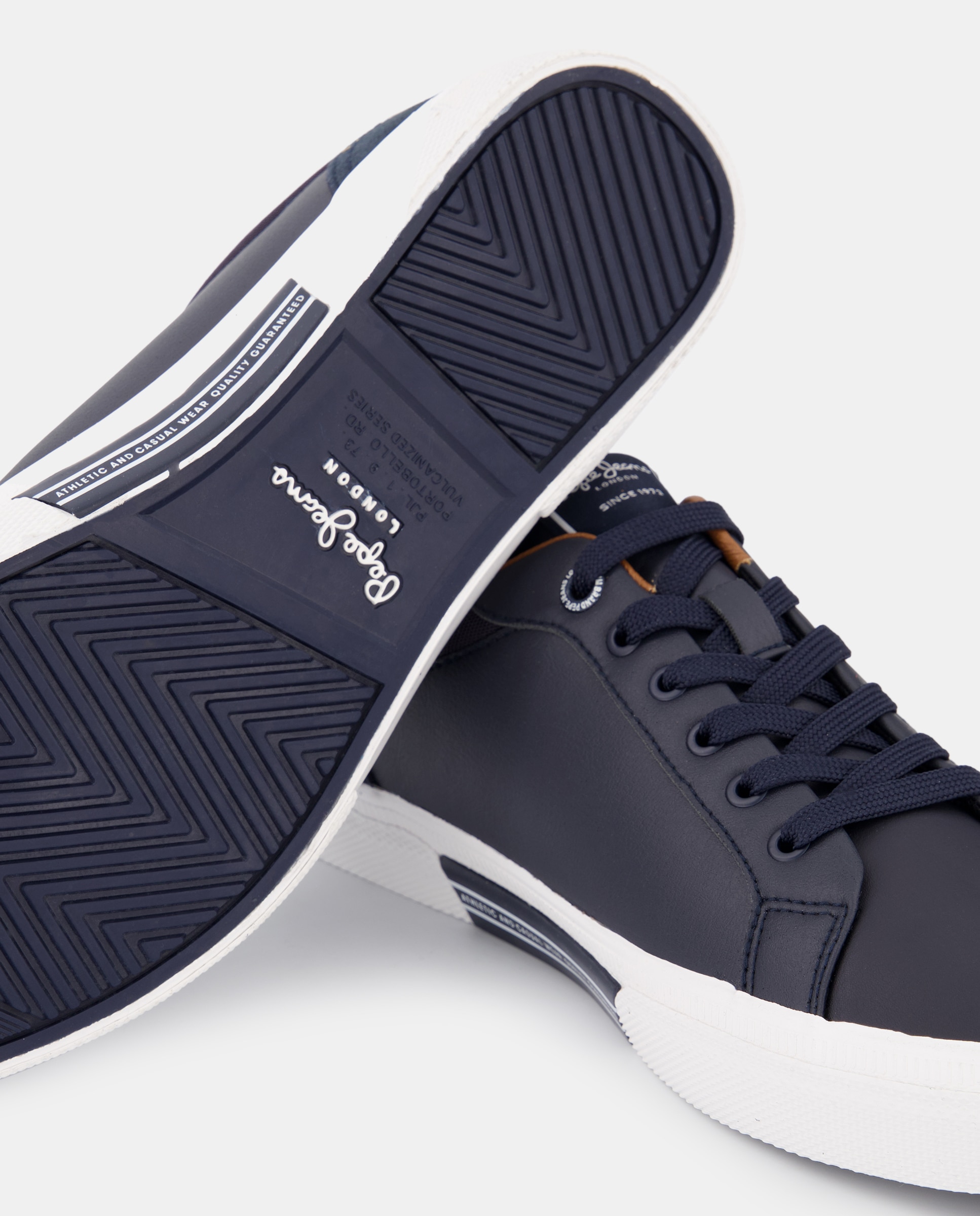 Zapatilla de corte bajo con suela vulcanizada y detalles en contraste de color. - Pepe Jeans - Azul marino Azul marino-7