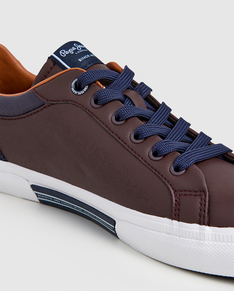 Sapatilhas Baixas Kenton com Logótipo Lateral Castanho-12