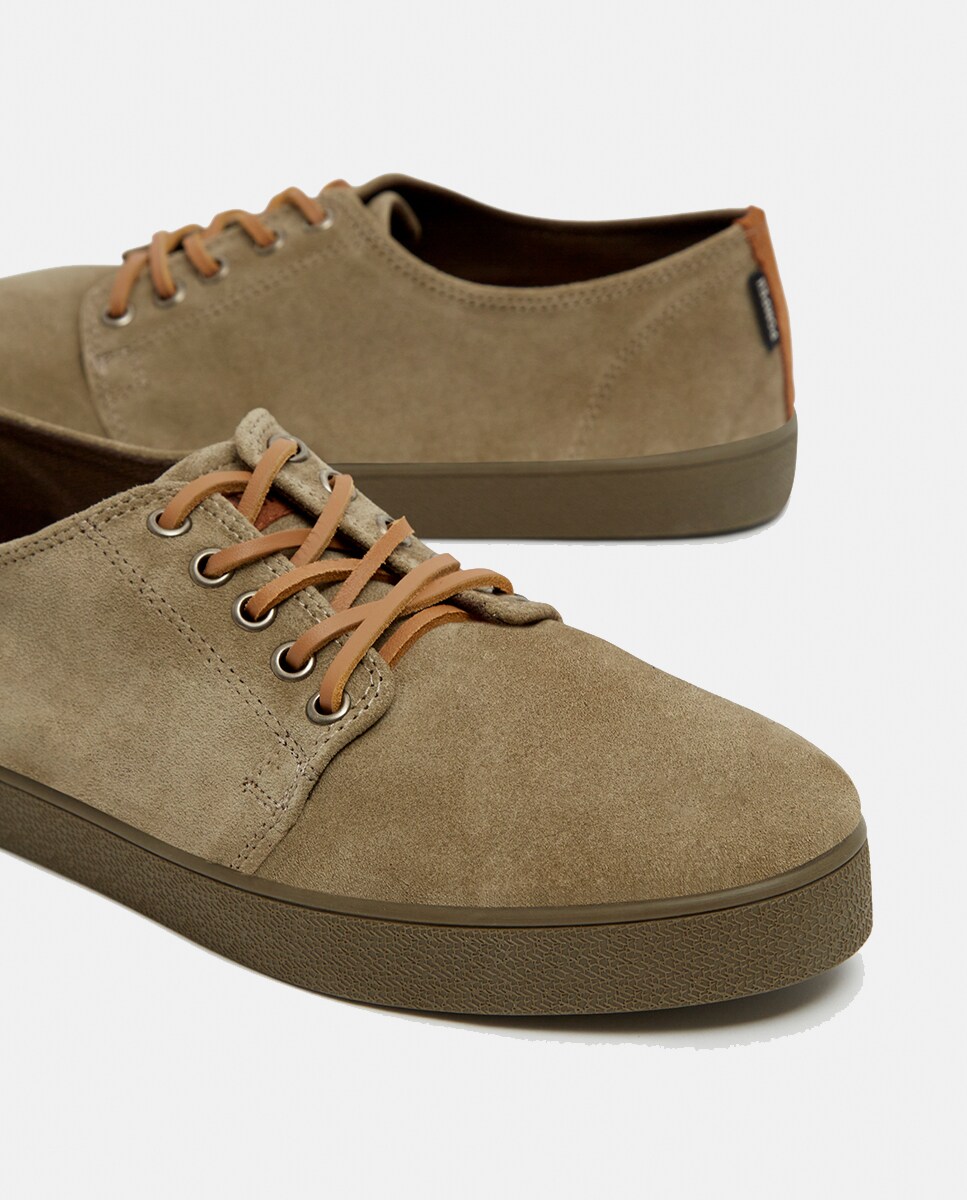 Zapatillas Higby de hombre tipo casco bajas en serraje hidrófugo con  cordones de cuero 40 Beige