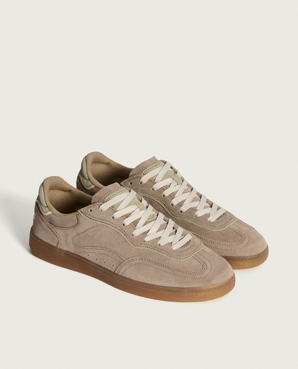 Sapatilhas em Pele com Atacadores Taupe-2