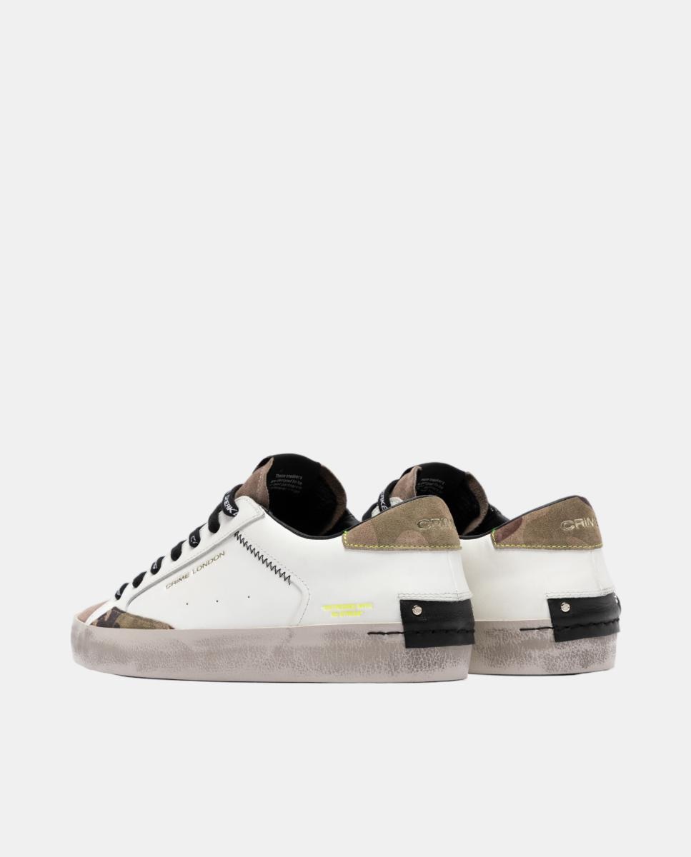 Sapatilhas Baixas Distressed em Pele Branco-3