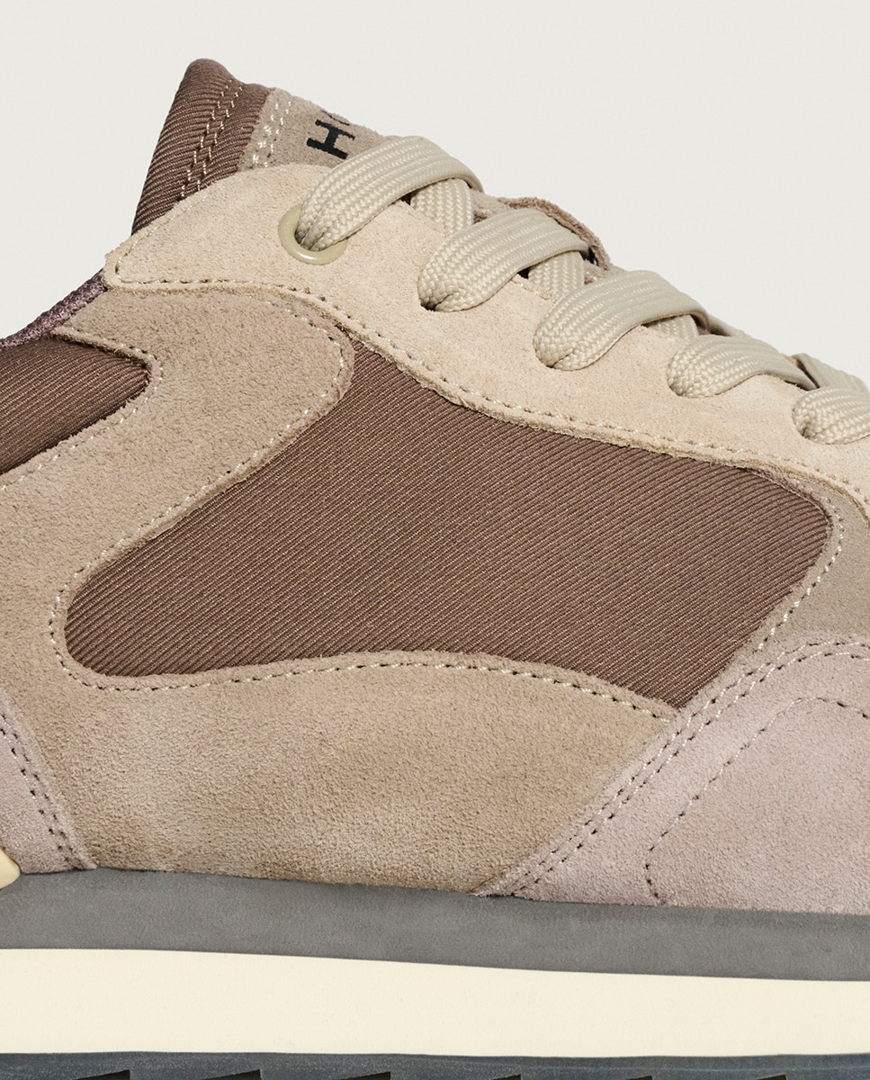 Sapatilhas em Pele com Atacadores Taupe-3