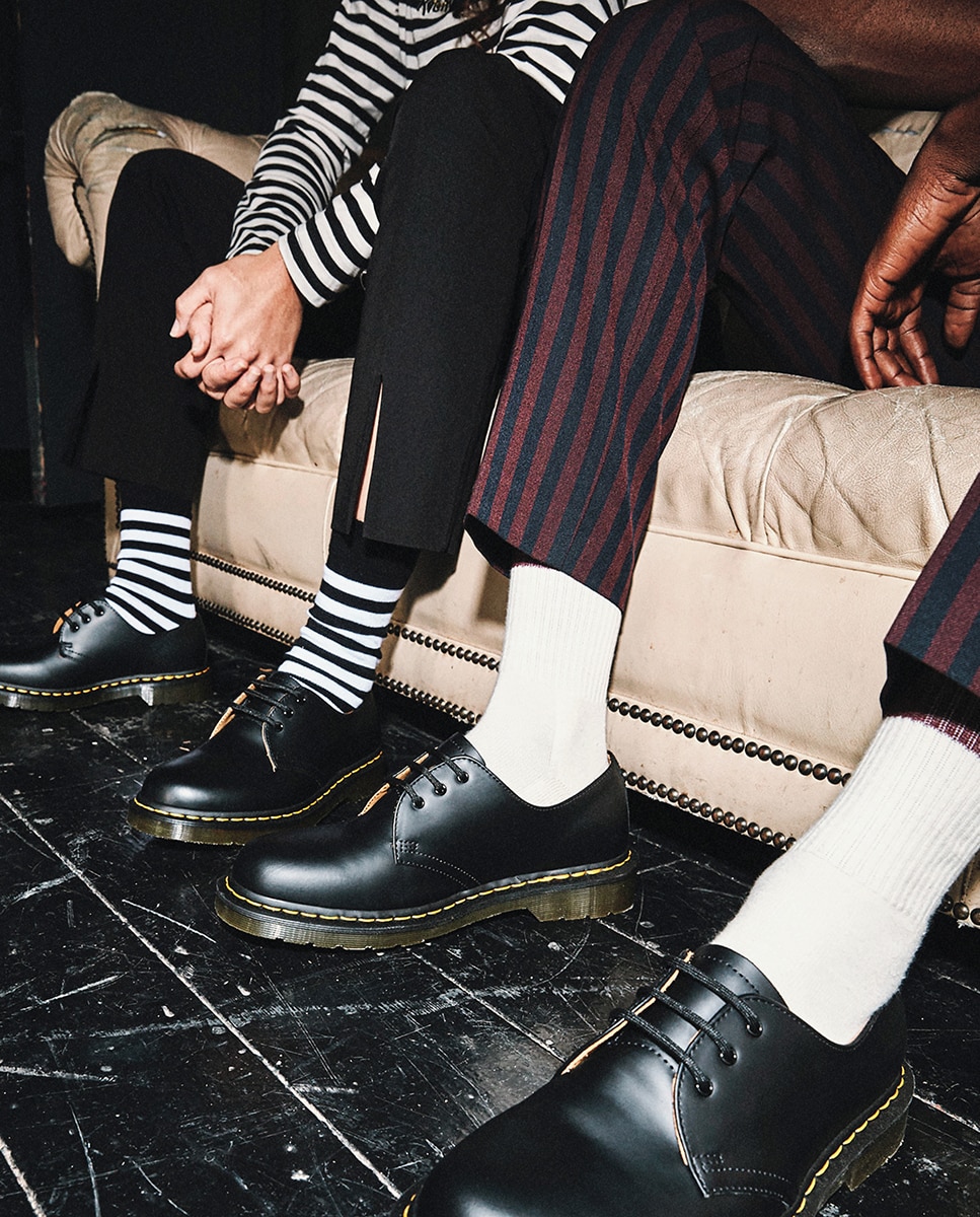 Sapatos de Atacadores Unissexo com Pespontos e em Pele - Preto/Amarelo Preto-5