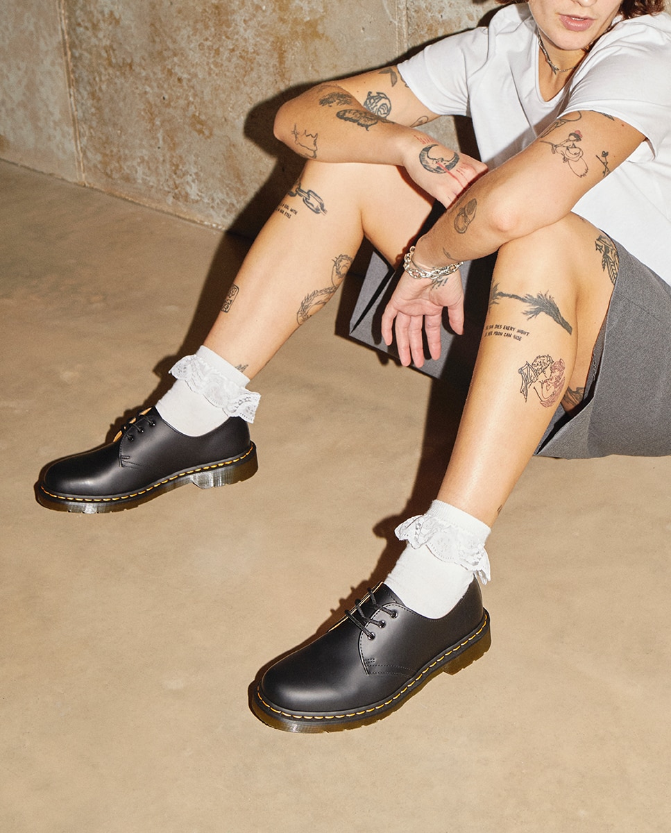 Sapatos de Atacadores Unissexo com Pespontos e em Pele - Preto/Amarelo Preto-16
