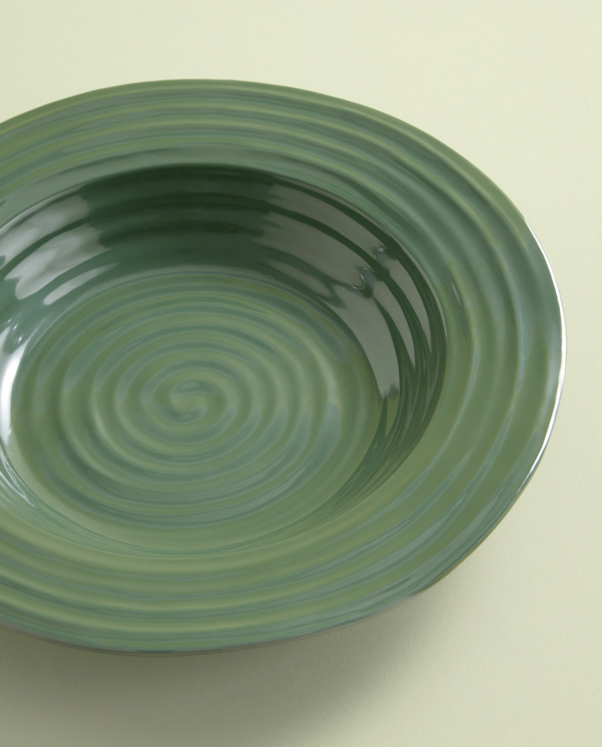 Imagen 0 de Plato hondo de melamina para exterior Relieve