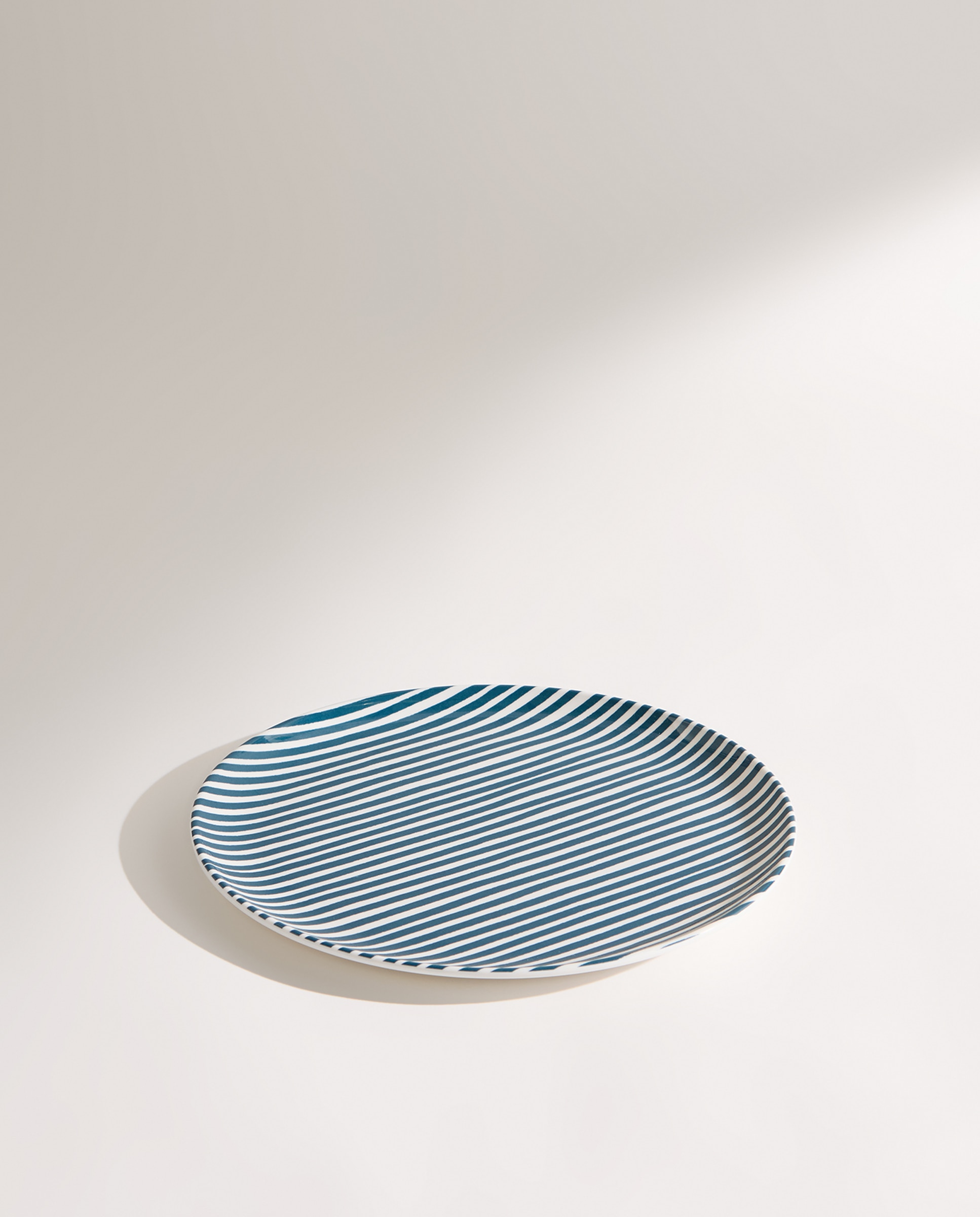 Plato llano de melamina para exterior Rayas Pacífico Azul-2