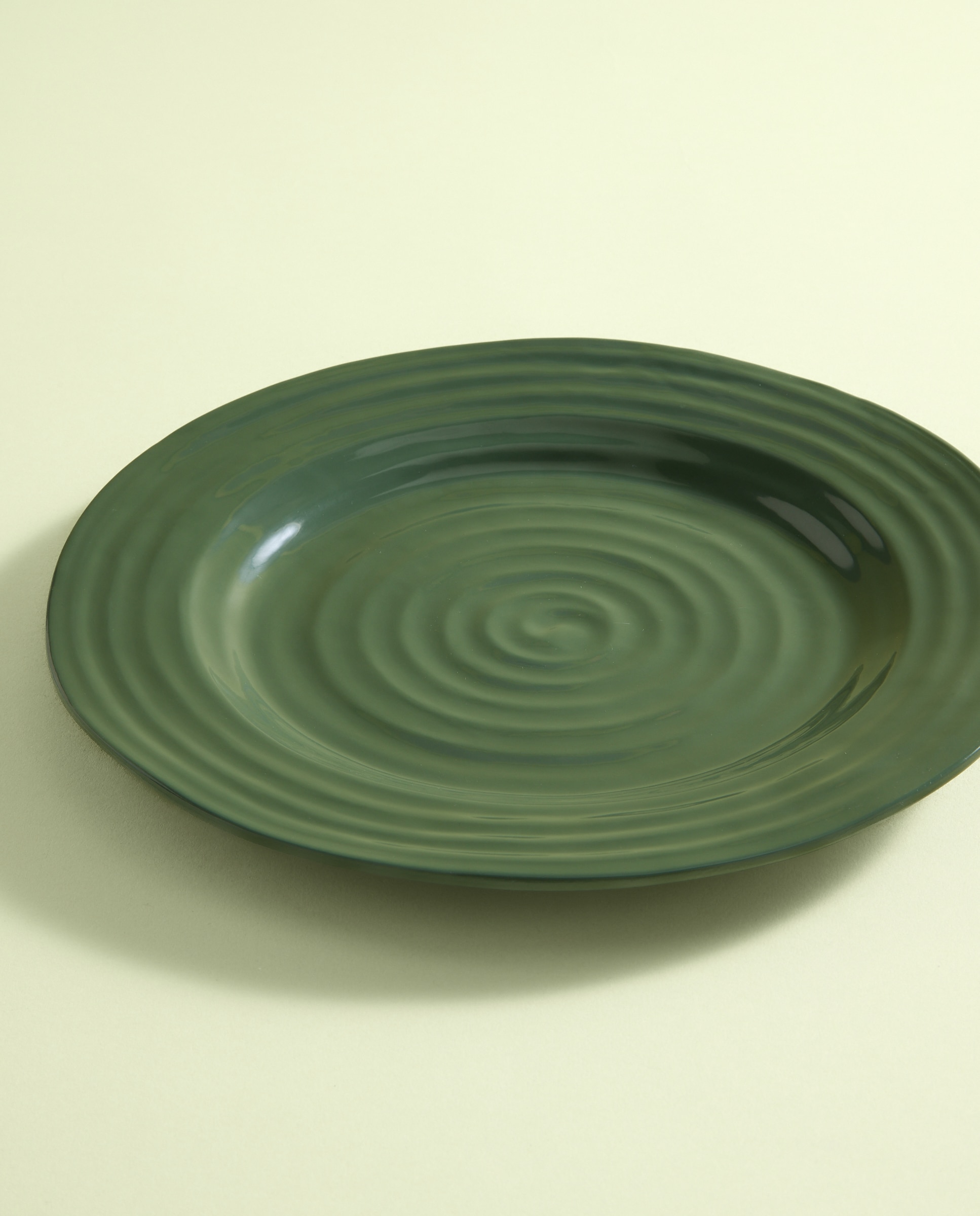 Imagen 0 de Plato llano de melamina para exterior Relieve