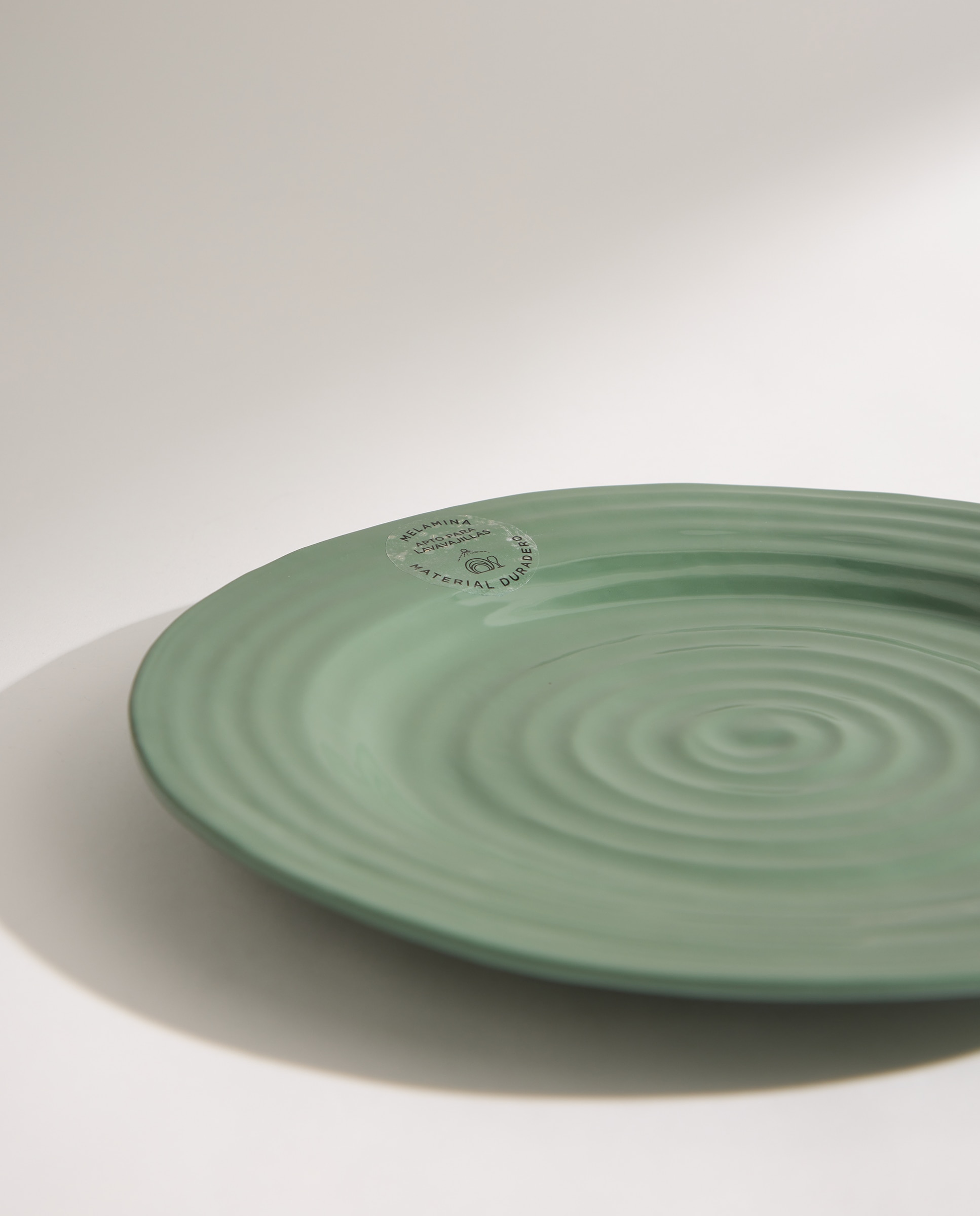 Plato llano de melamina para exterior Relieve Verde-4
