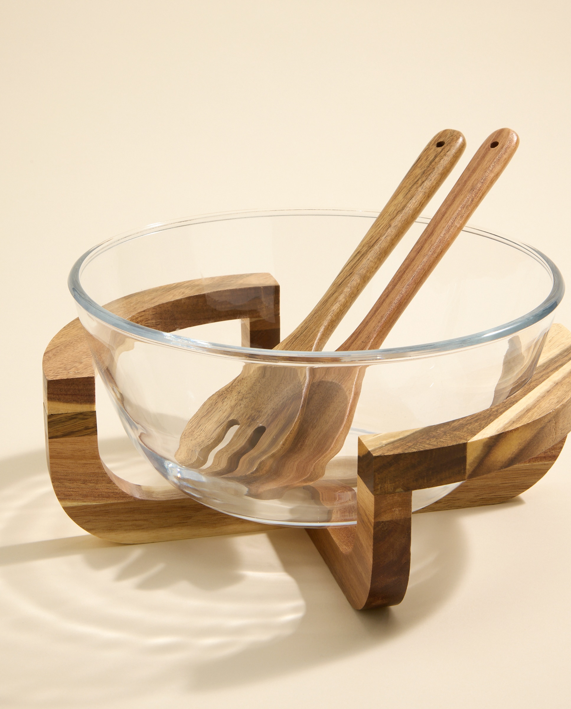 Imagen 0 de Ensaladera con soporte de bambú y set de utensilios Bianca