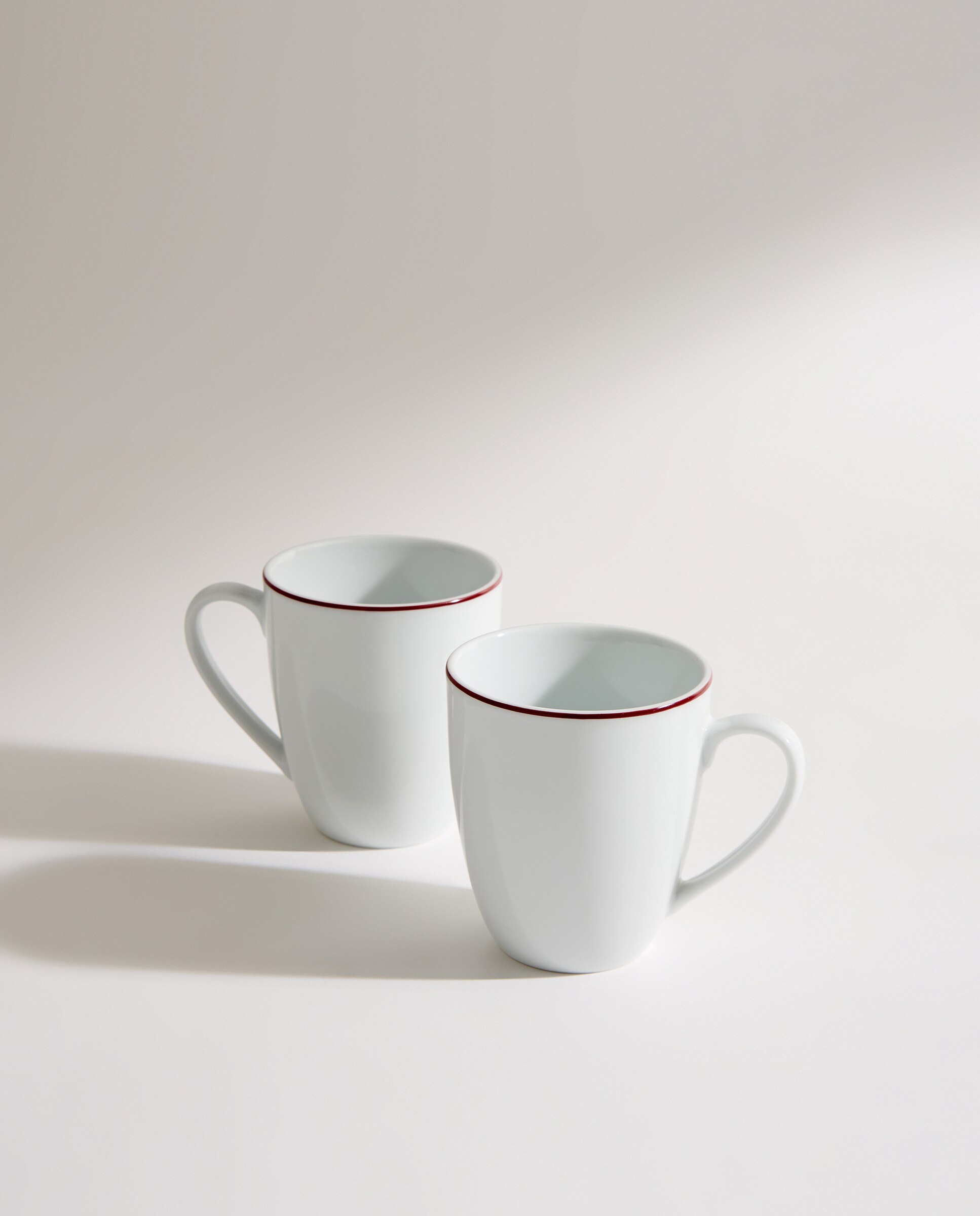 Set de 4 tazas mug Sofía Burdeos-2