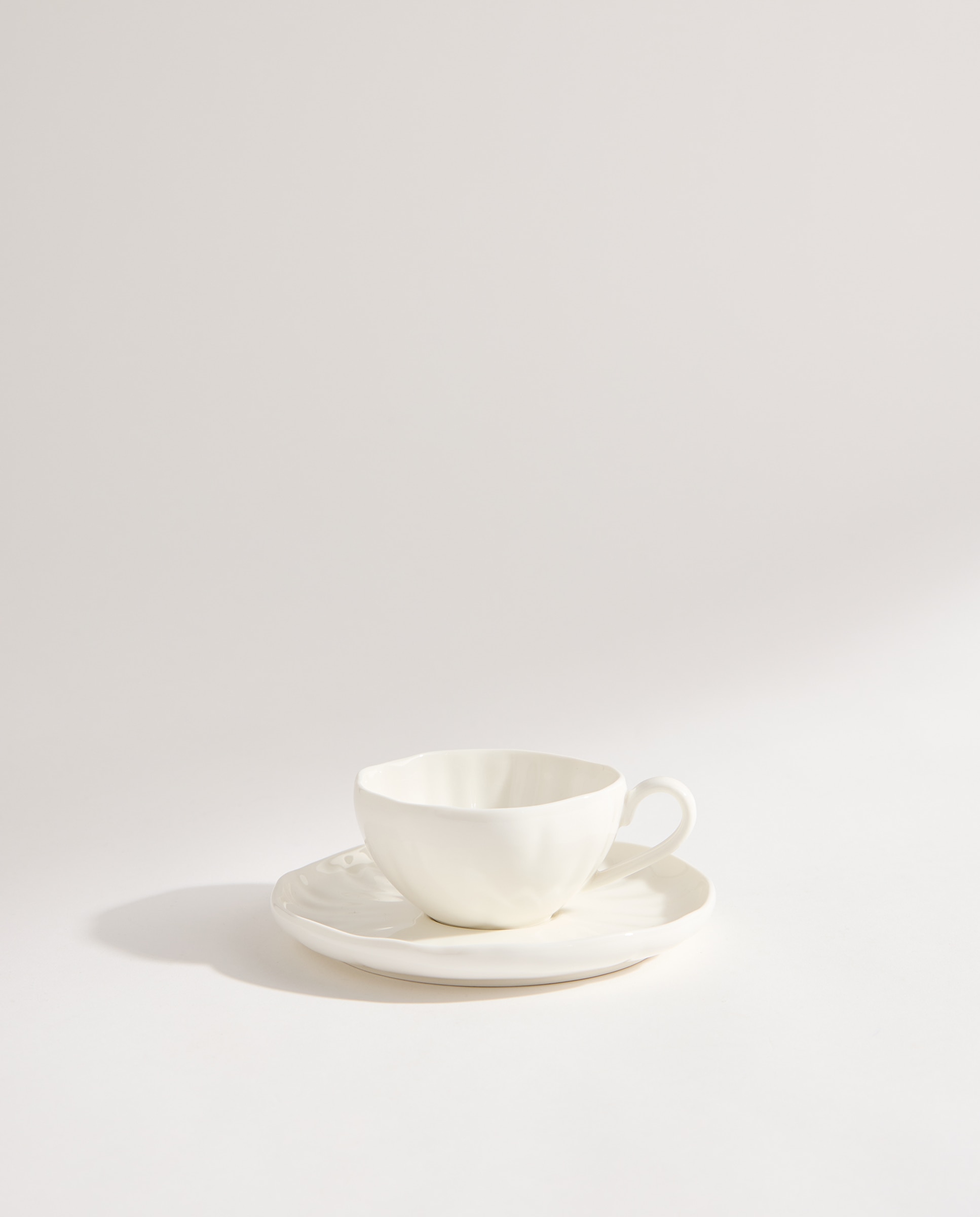 Taza de café con plato Lotus Blanco-2