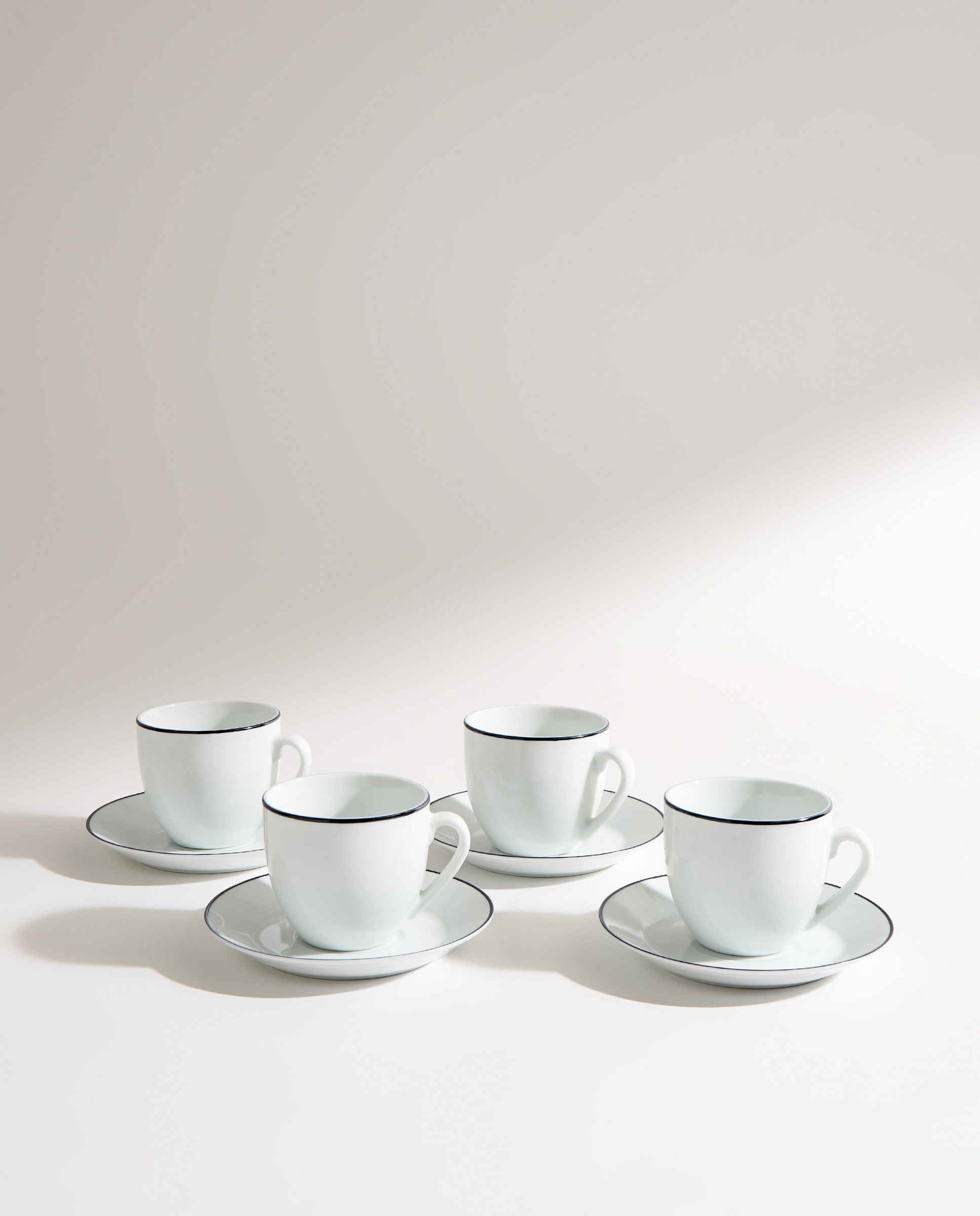 Set de 4 tazas de té con plato Sofía Azul oscuro-2