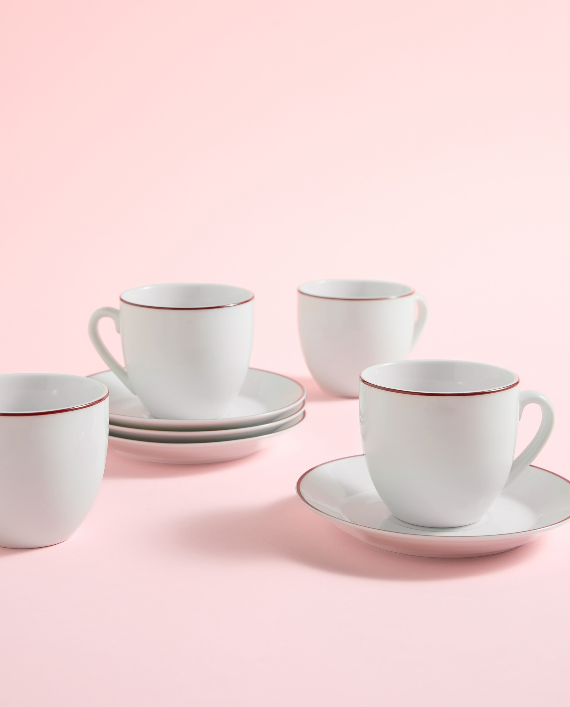 Imagen 0 de Set de 4 tazas de té con plato Sofía