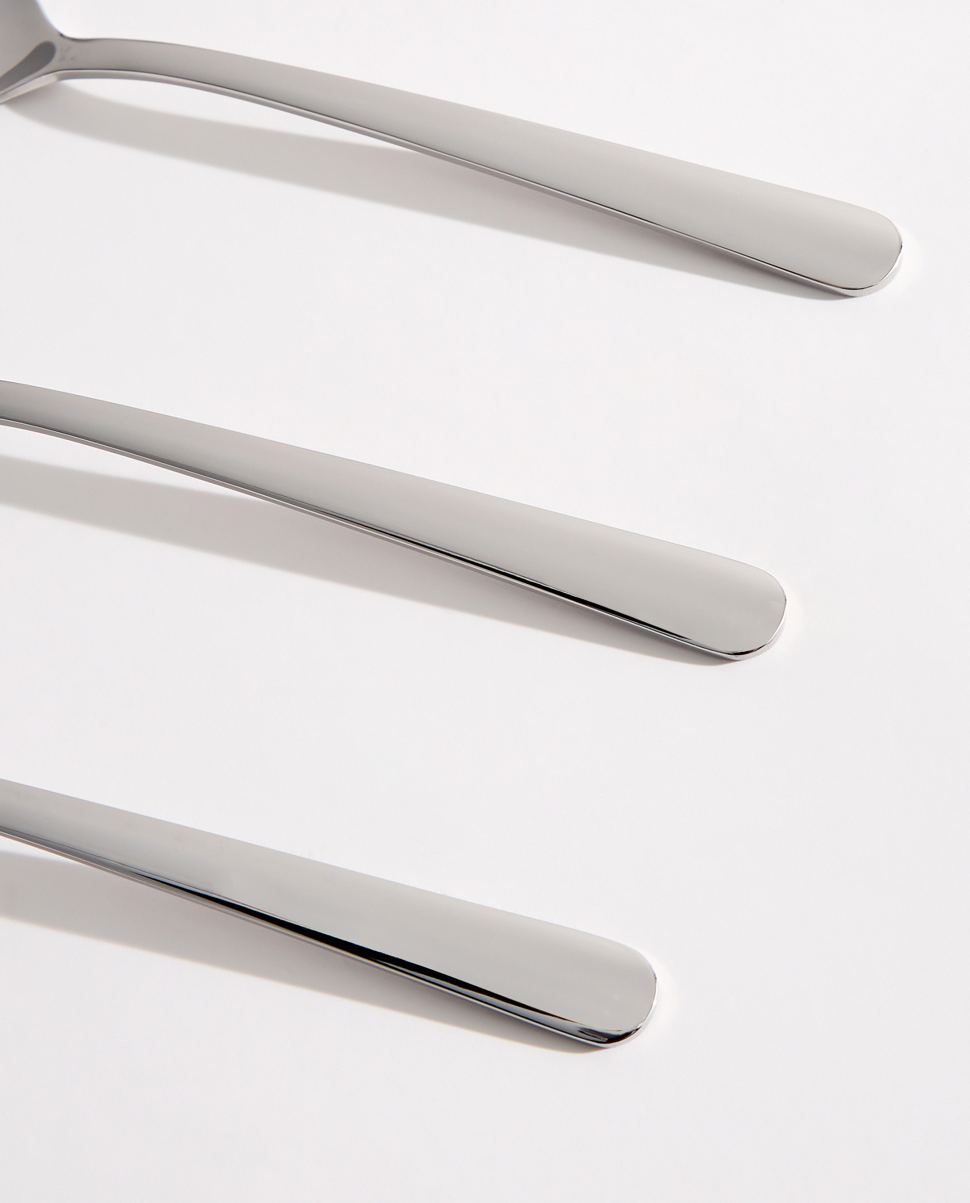 Set de 4 cucharas de mesa Contemporánea Plateado-2