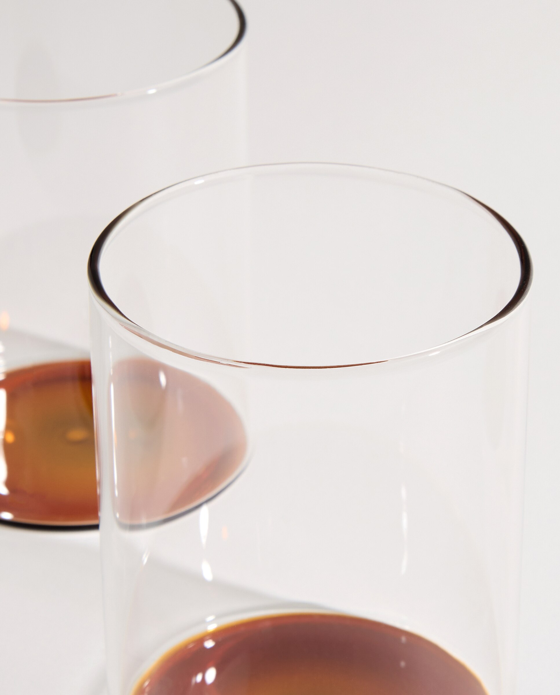 Set de 2 vasos altos de agua de borosilicato Emma Ámbar-2