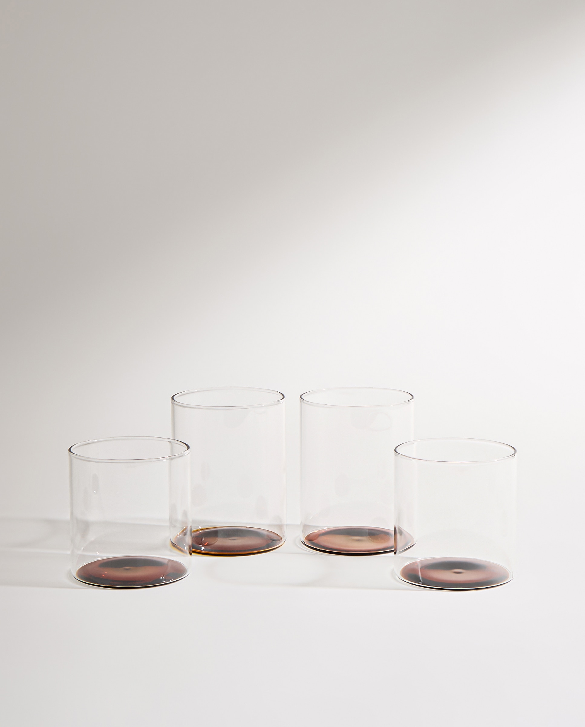 Set de 2 vasos altos de agua de borosilicato Emma Ámbar-4