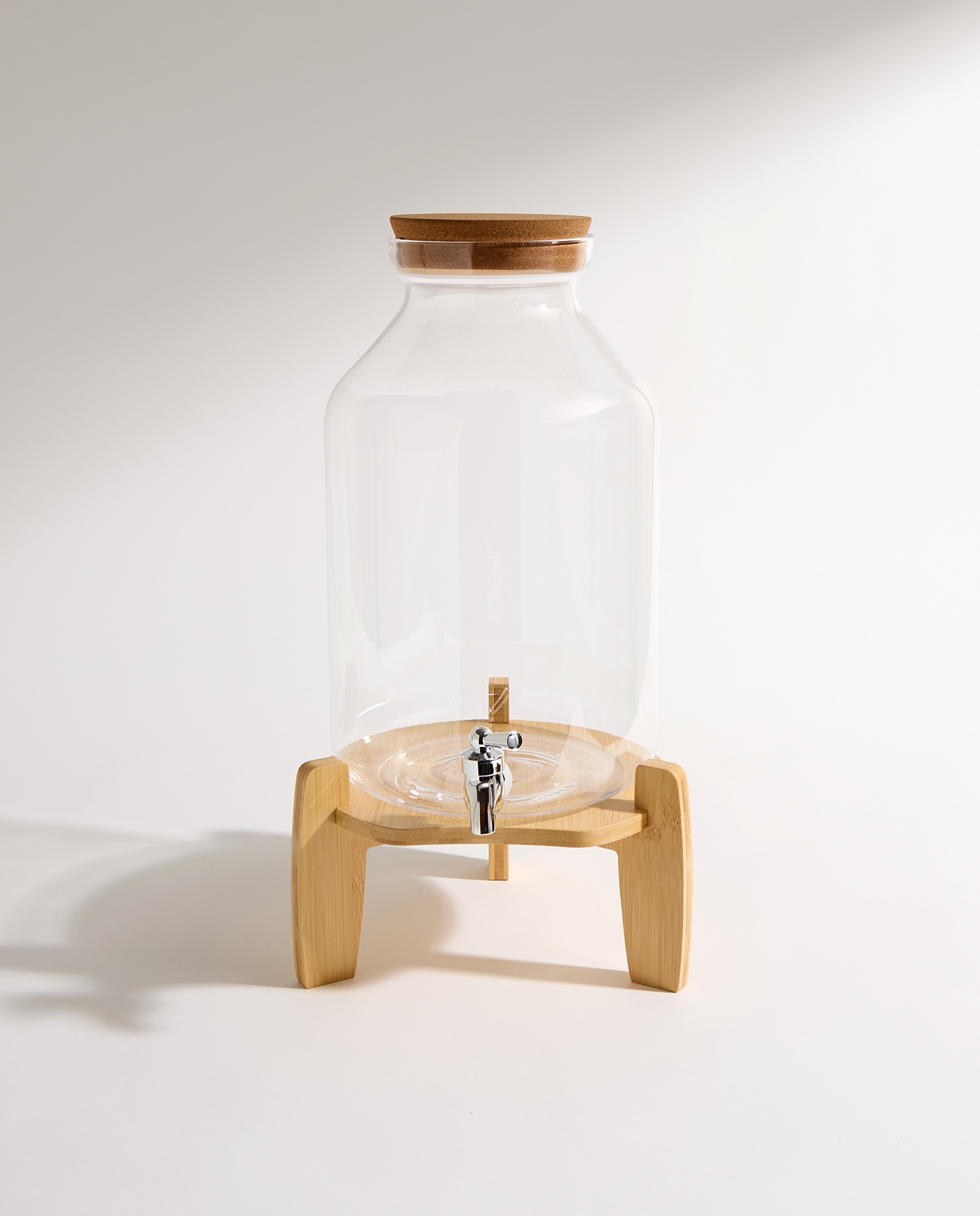 Dispensador de bebidas con soporte de bambú Lechera Transparente-2