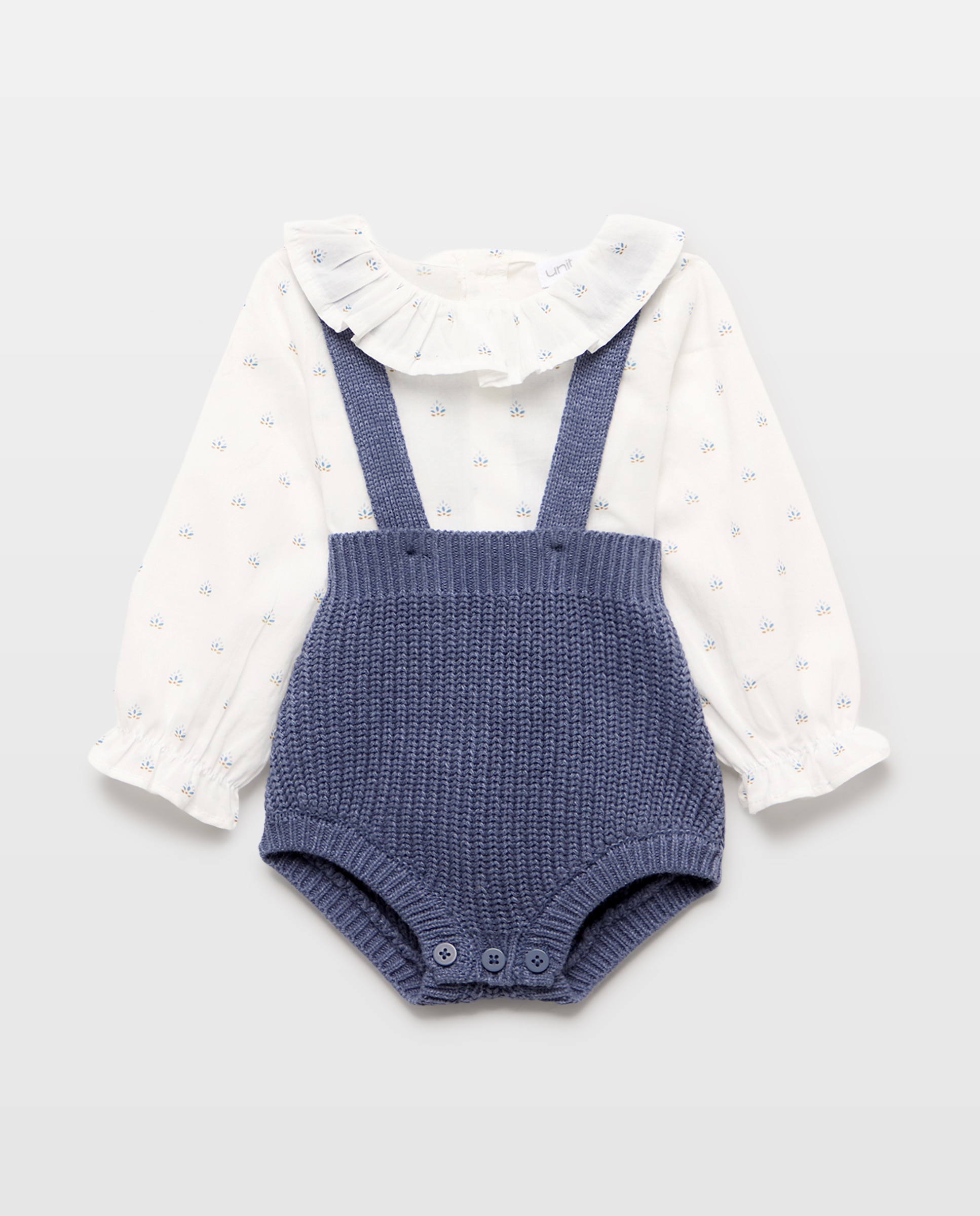 Imagen 0 de Conjunto de recién nacido tricot y voile