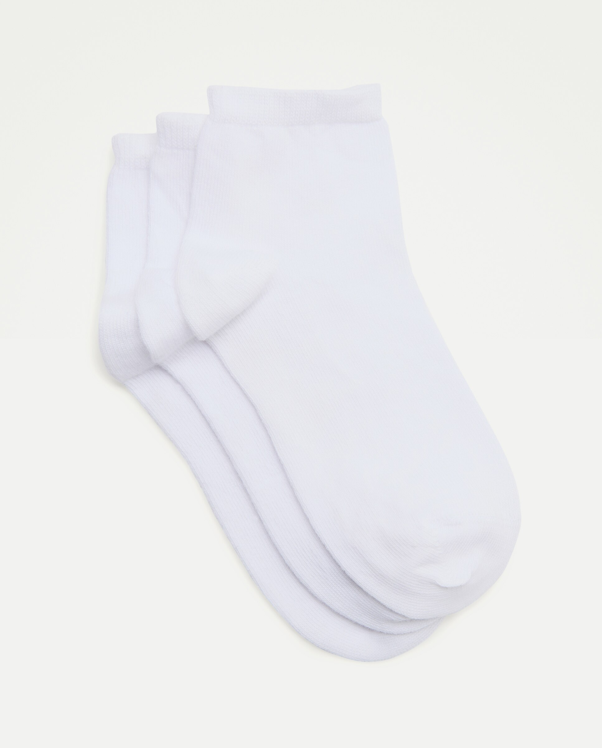 Pack de tres calcetines tobilleros de niña en color liso - Cotton Juice - Blanco Blanco-1