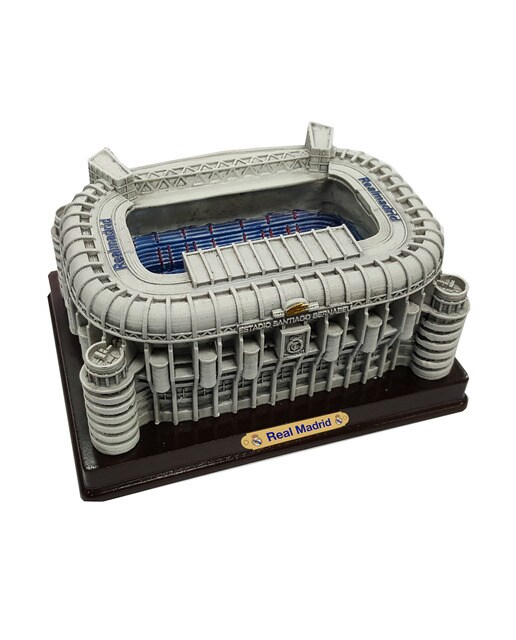 Réplica Estádio Santiago Bernabeu pequena 1
