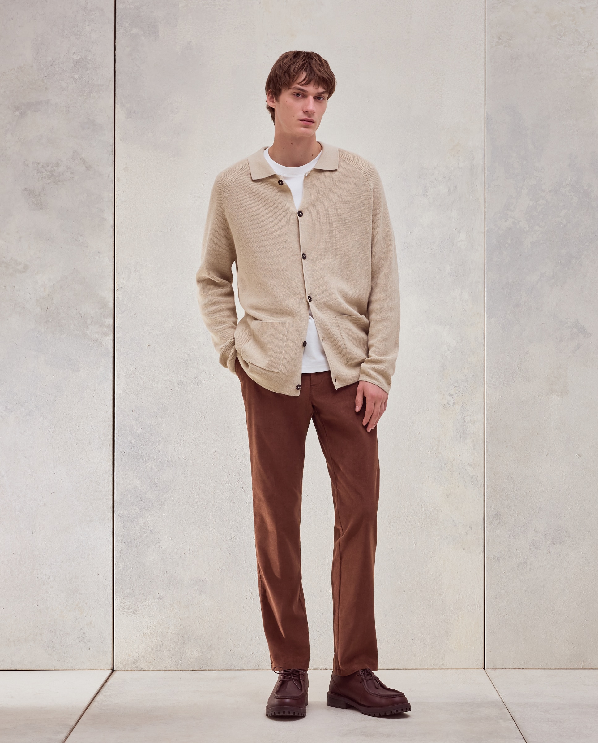 Imagen 0 de Pantalón hombre de pana 5 bolsillos ,regular algodón stretch Marrón