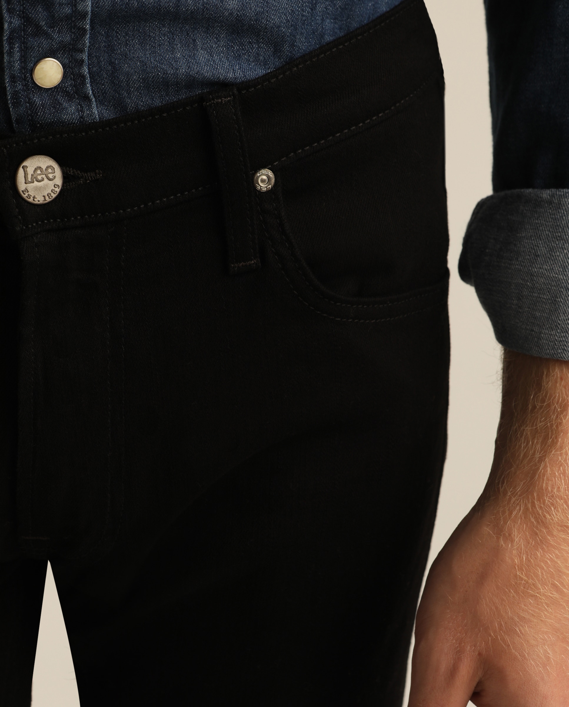 Imagem 0 de Jeans regular pretas de homem