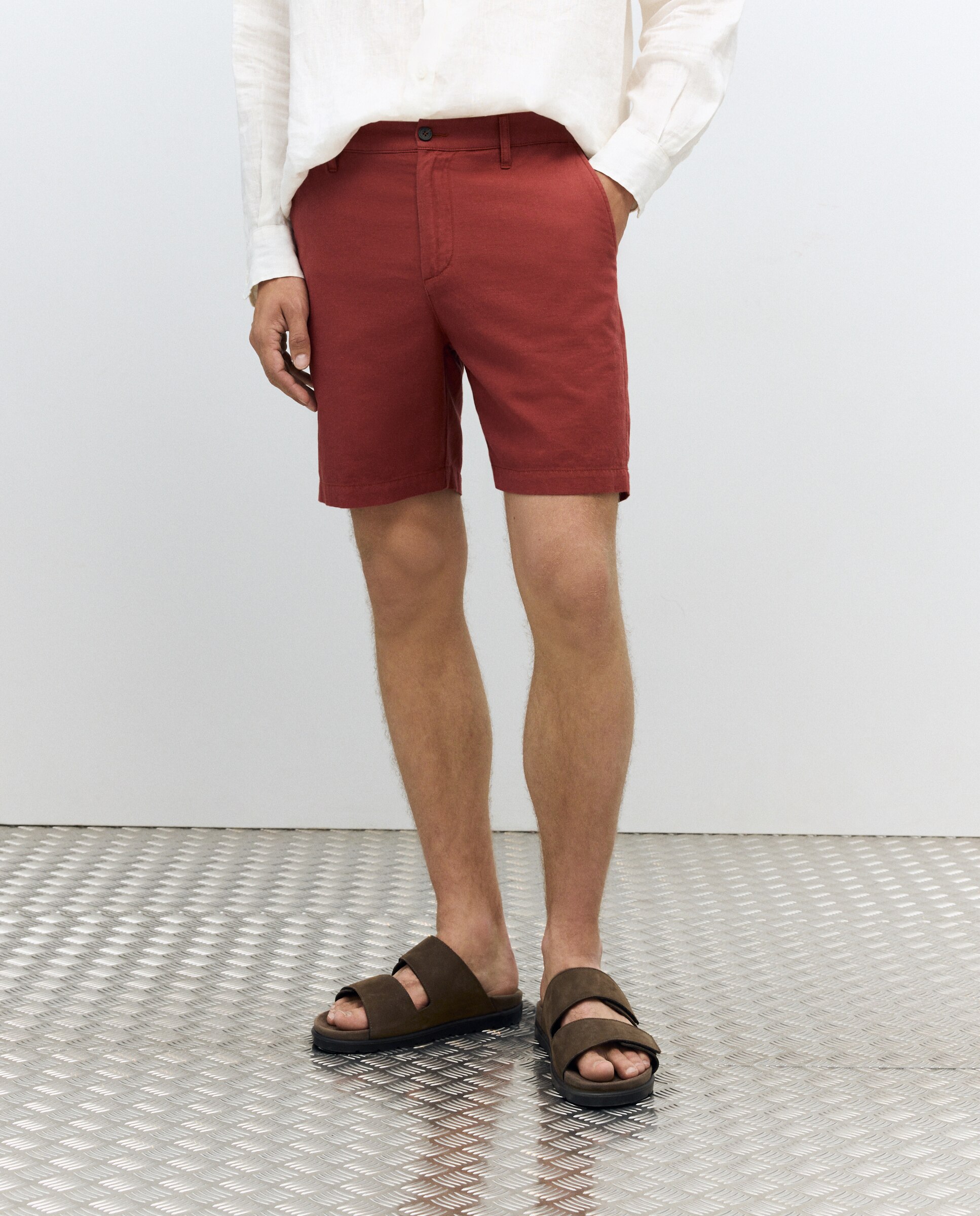 Bermudas Desportivas Básicas de Linho Regular Bordeaux-2