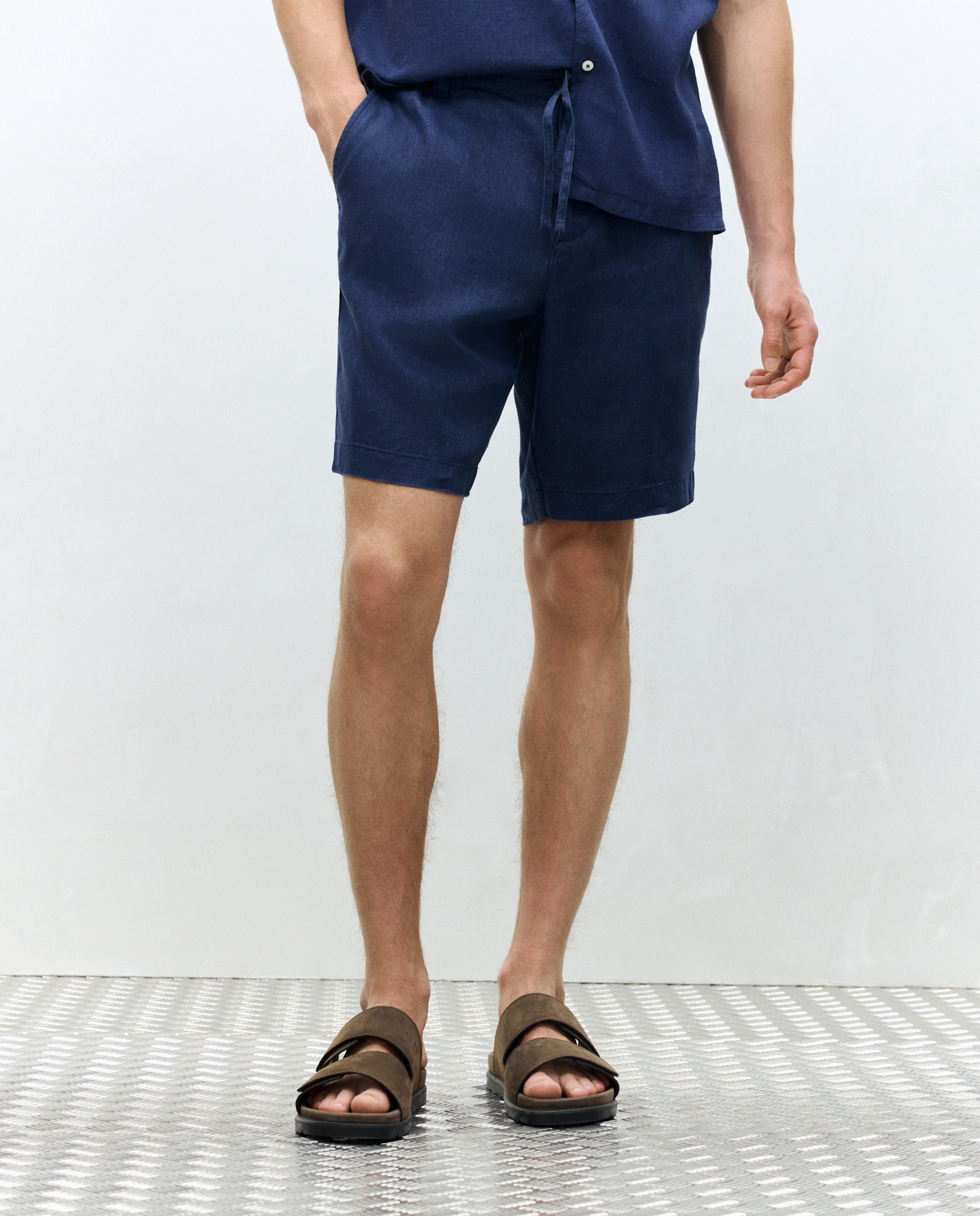Bermudas Desportivas de Linho Regular Azul-marinho-2
