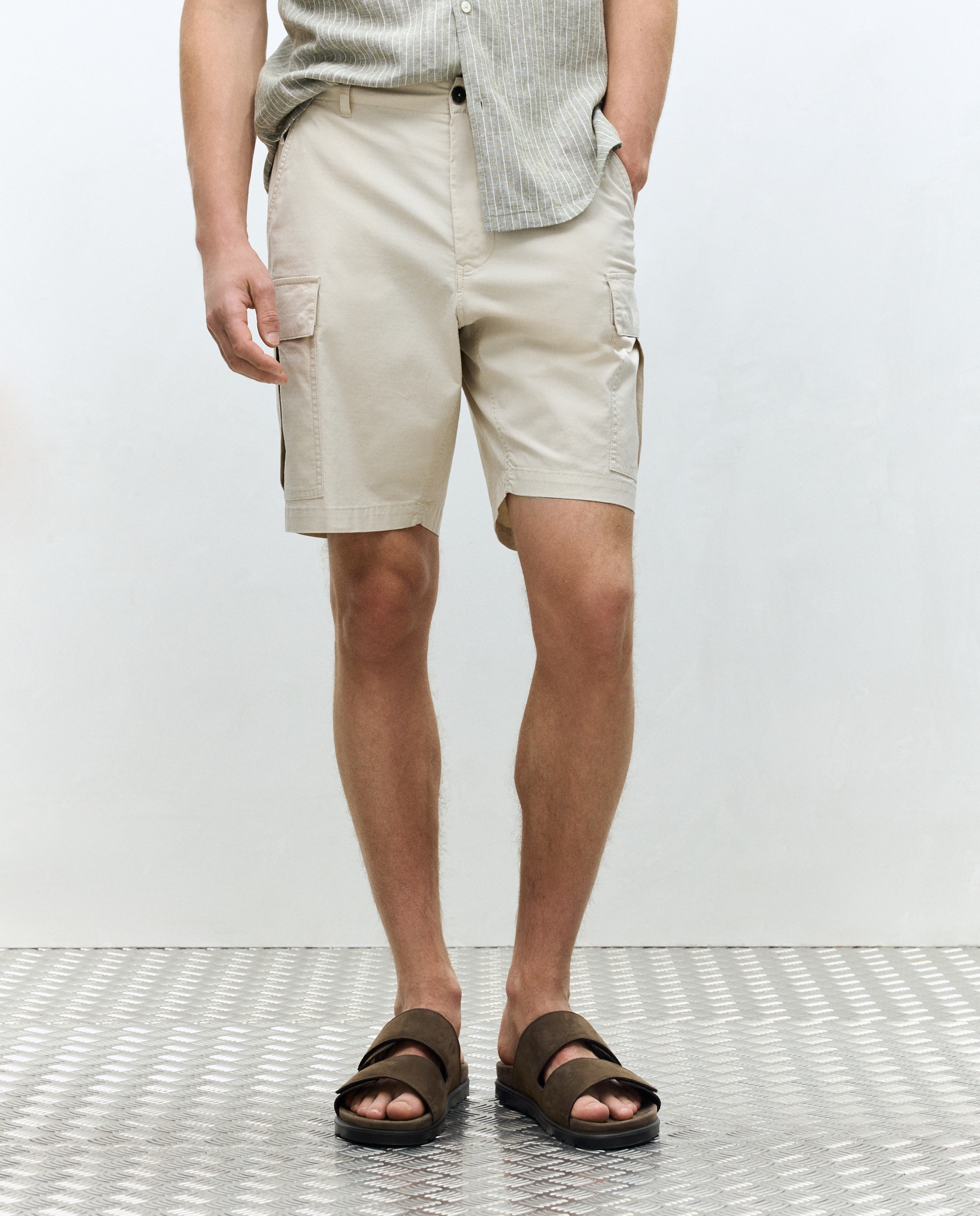 Bermudas Desportivas com Bolsos Cargo 850 Pedra-2