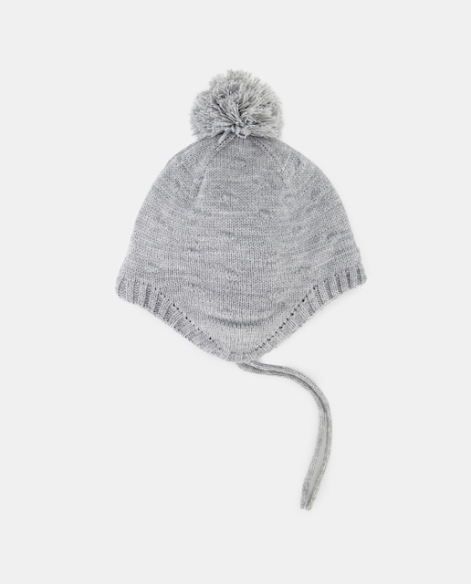 Gorro punto arroz liso y pompón de bebé