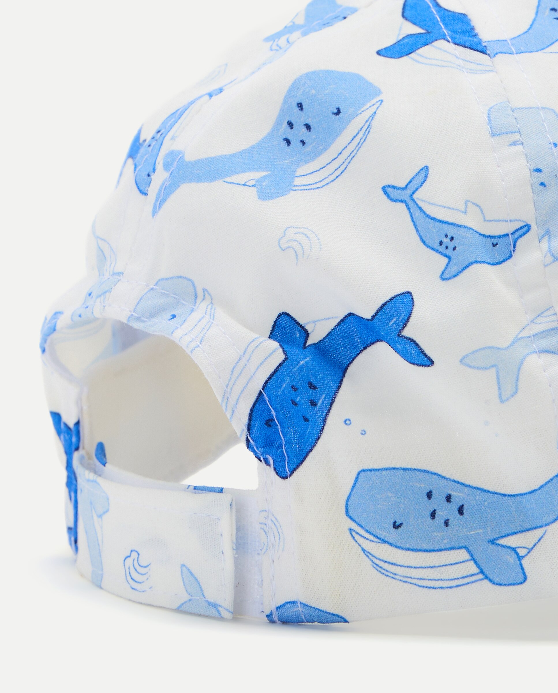 Boné de Bebé com All Over Print Branco-2