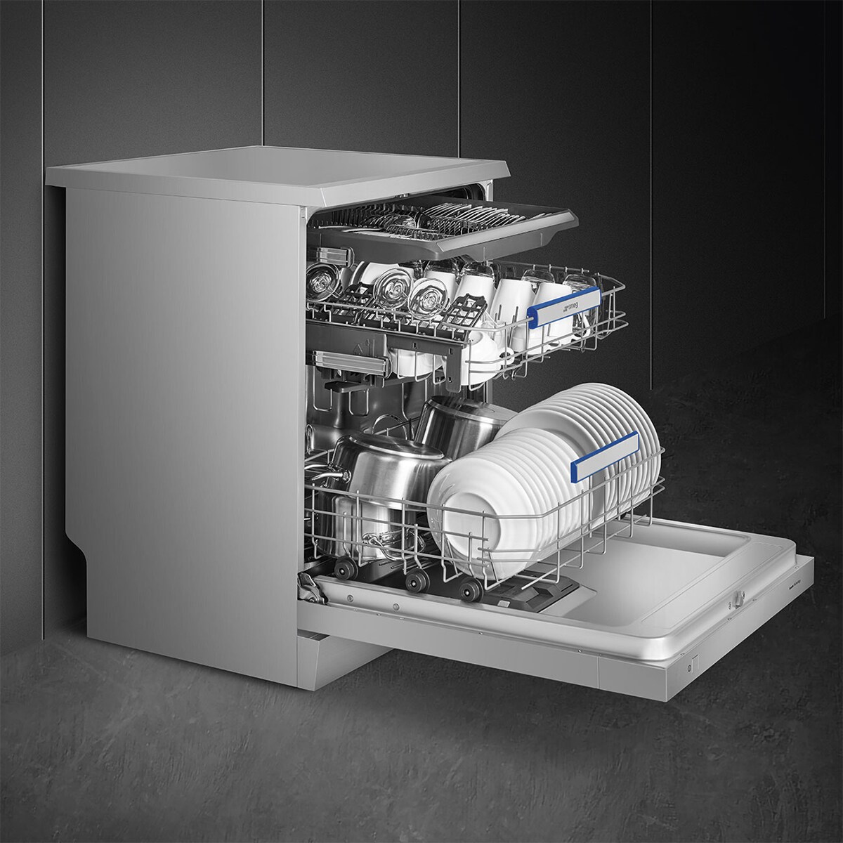 Máquina de Lavar e Secar Roupa Encastrável Smeg LSIA127 Carga Frontal de 7/4 Kg e de 1400 rpm - Branco Branco-4