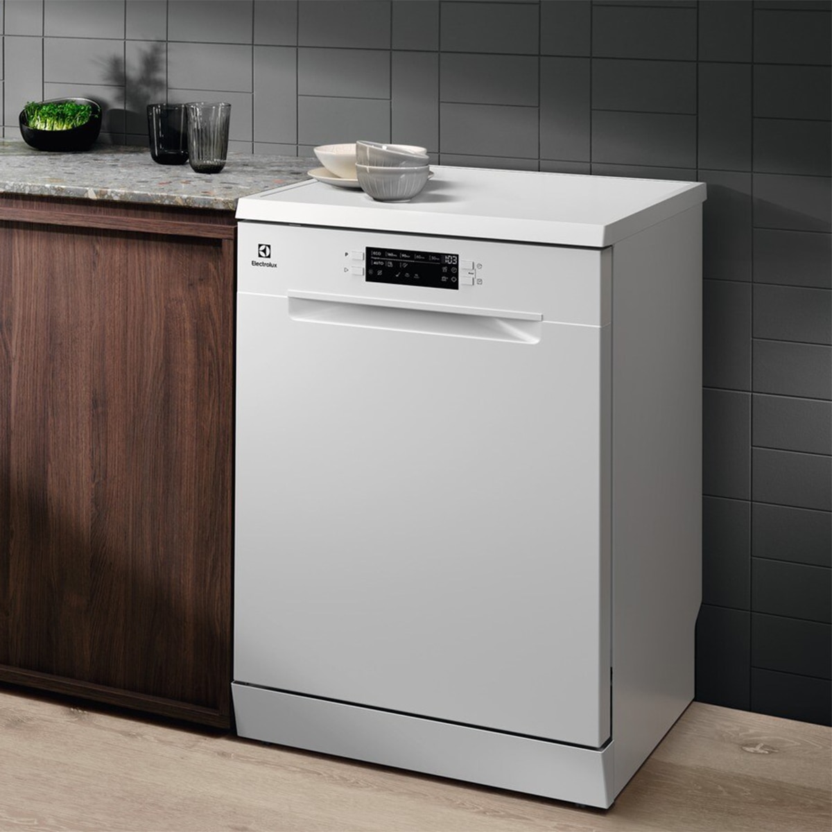 Lavavajillas Electrolux 13 servicios, 60 cm - ESS47420SW - Blanco Blanco-9