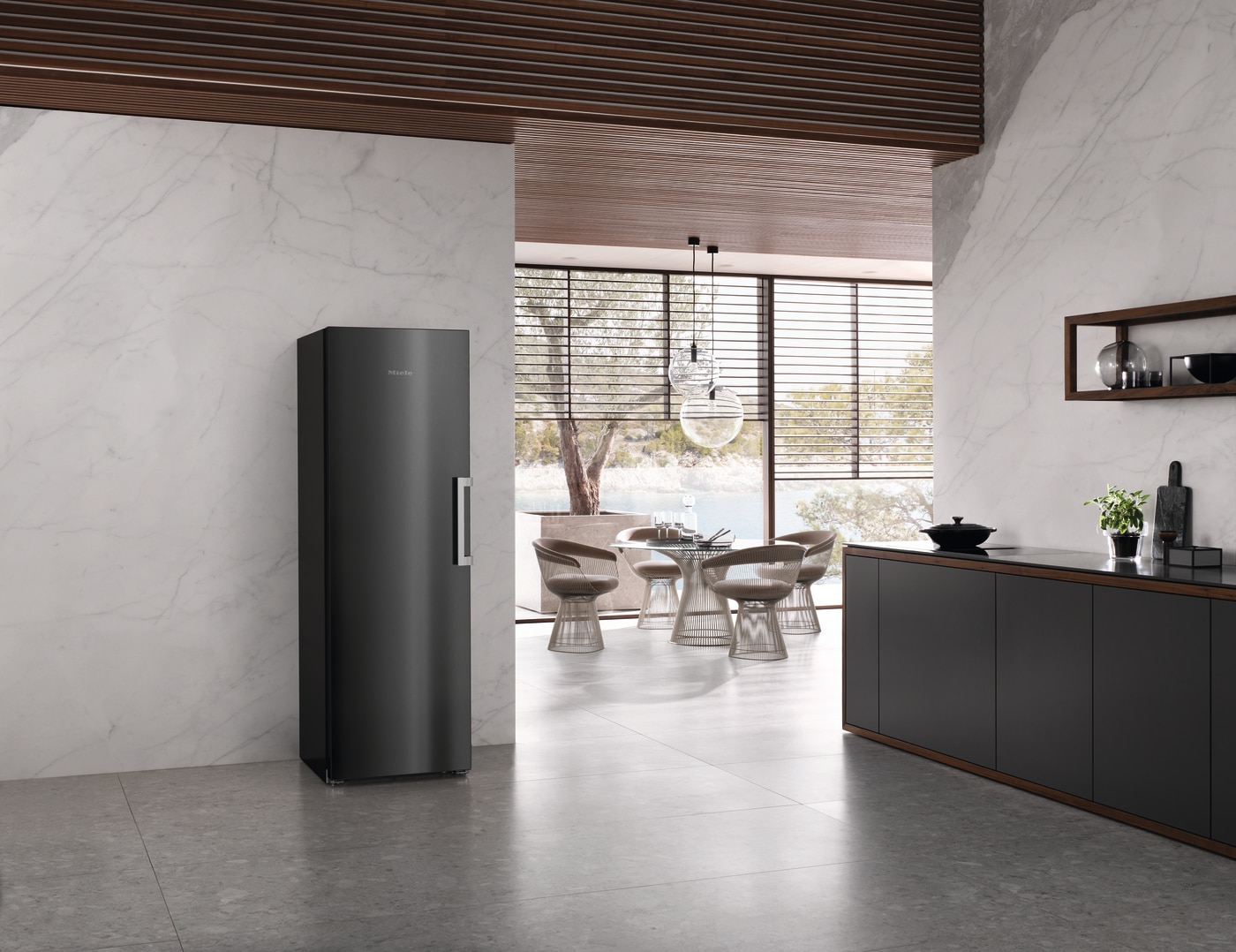Arca Congeladora Vertical Miele FNS 4782 D bst NoFrost para Combinação Side-by-Side e de 185,5 cm - Porta Blacksteel Preto-6