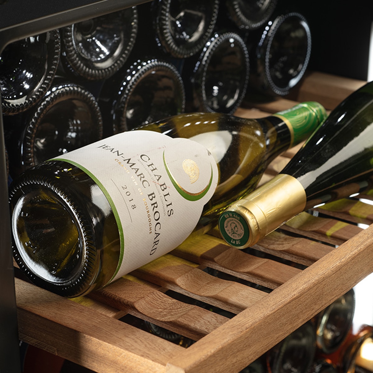 Vinoteca Climadiff para 138 botellas - MILLESIME140DB Negros-6