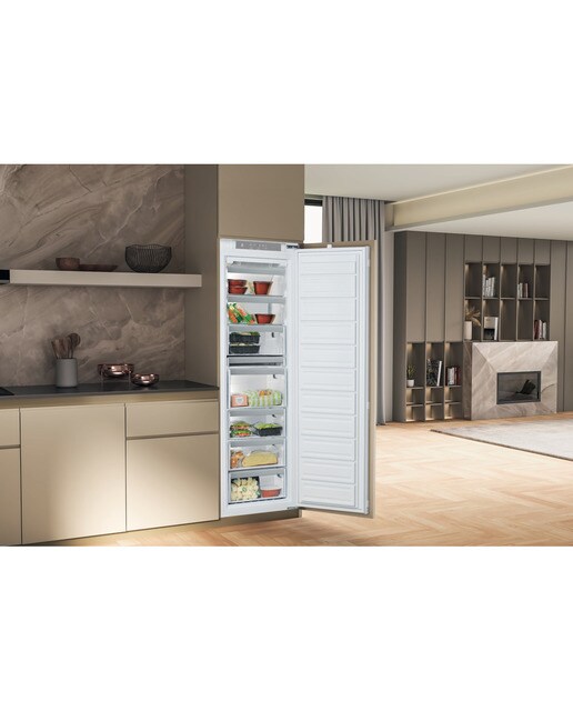 Congelador integrable vertical Whirlpool - AFB 18402 6